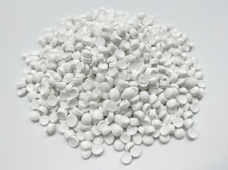 pvc硬質(zhì)顆粒